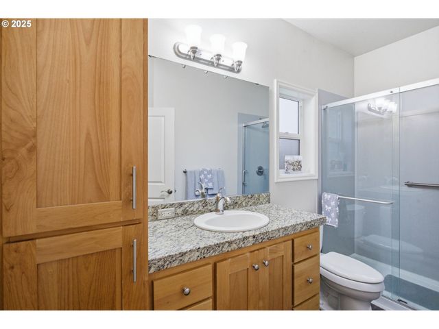 40971 DEERHORN Rd, Springfield, OR 97478