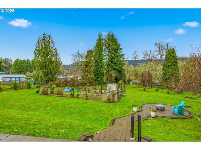 40971 DEERHORN Rd, Springfield, OR 97478