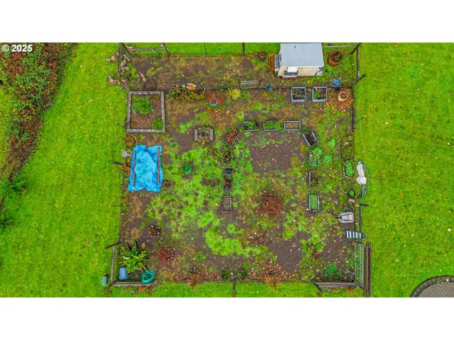 40971 DEERHORN Rd, Springfield, OR 97478