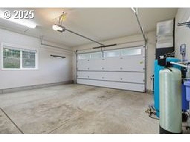 40971 DEERHORN Rd, Springfield, OR 97478