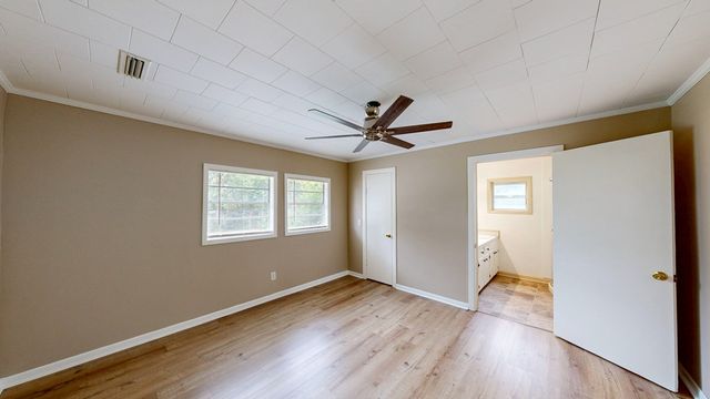 907 S Appletree Street, Dothan, AL 36301