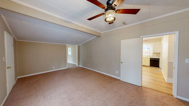 907 S Appletree Street, Dothan, AL 36301