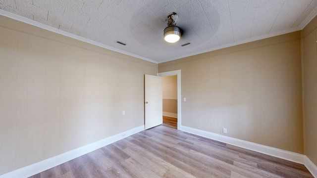 907 S Appletree Street, Dothan, AL 36301