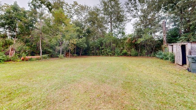 907 S Appletree Street, Dothan, AL 36301