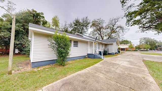 907 S Appletree Street, Dothan, AL 36301