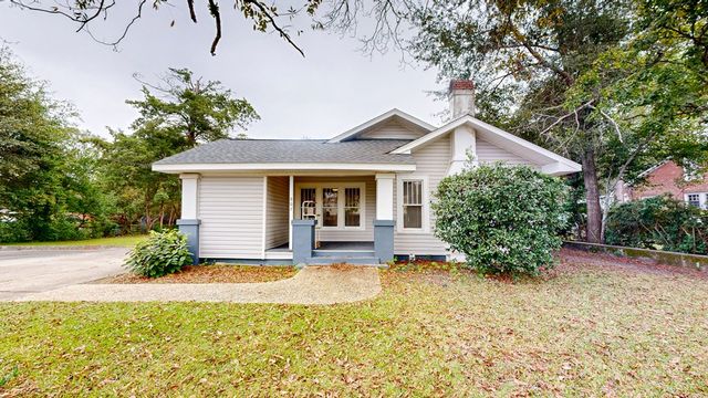 907 S Appletree Street, Dothan, AL 36301