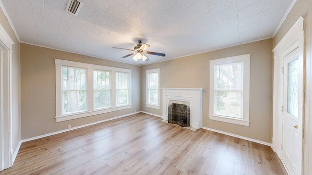 907 S Appletree Street, Dothan, AL 36301