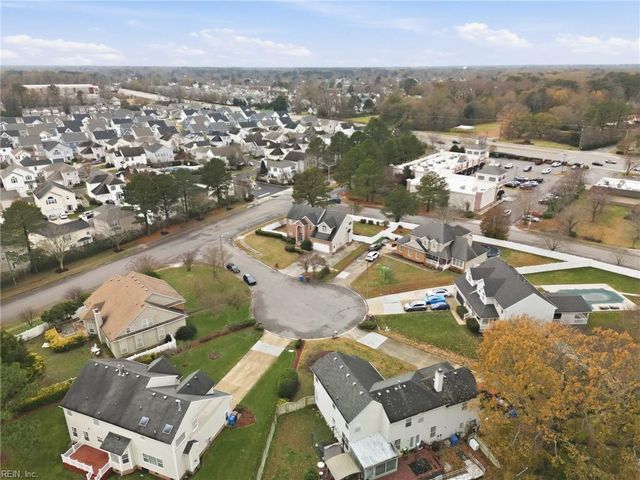 1300 Sasparilla CT, Chesapeake, VA 23320