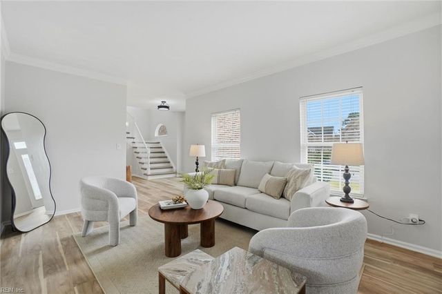 1300 Sasparilla CT, Chesapeake, VA 23320