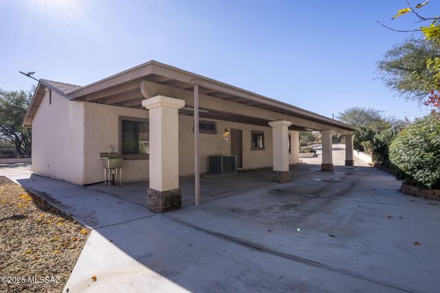 983 Matas Court, Rio Rico, AZ 85648