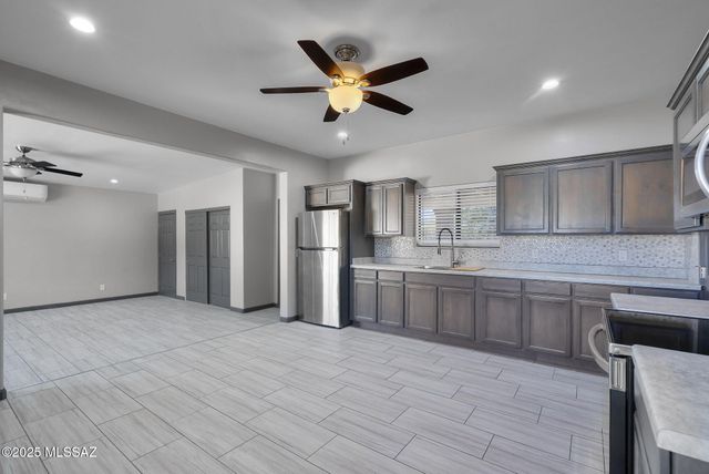 983 Matas Court, Rio Rico, AZ 85648