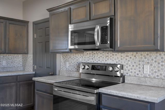 983 Matas Court, Rio Rico, AZ 85648