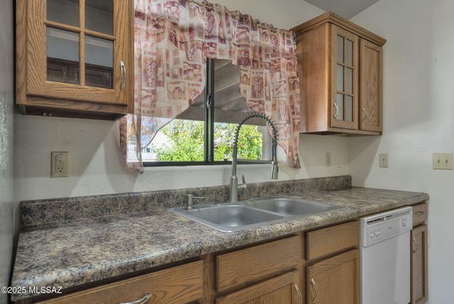 983 Matas Court, Rio Rico, AZ 85648