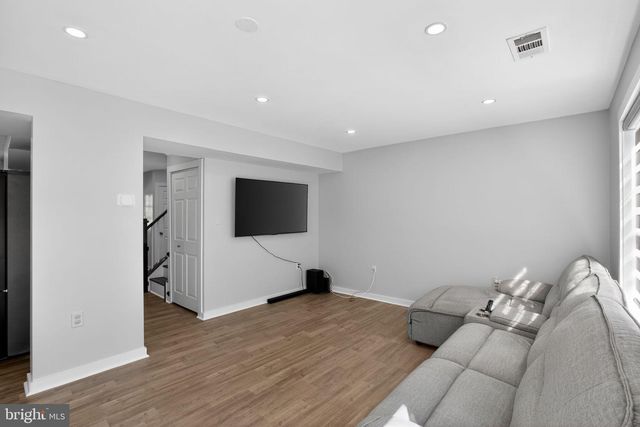 6014 BOBCAT CT, Waldorf, MD 20603