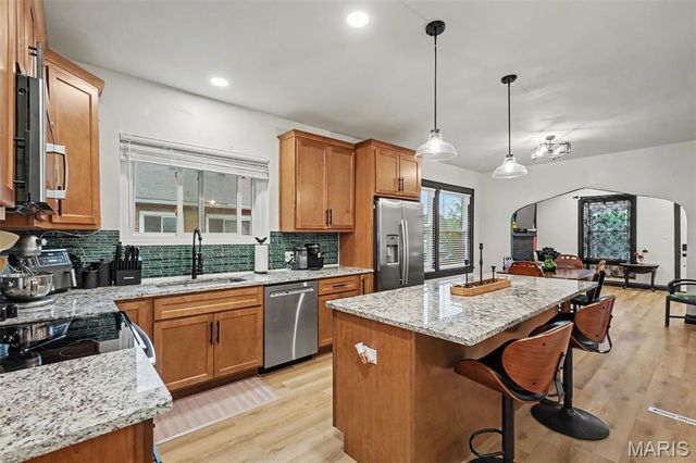 8735 Brenda Avenue, Affton, MO 63123