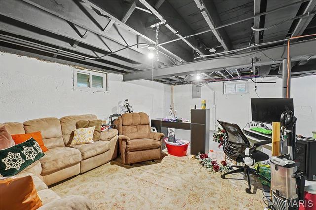 8735 Brenda Avenue, Affton, MO 63123
