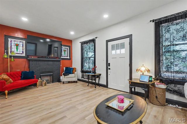 8735 Brenda Avenue, Affton, MO 63123