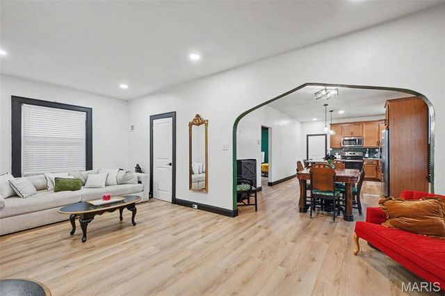 8735 Brenda Avenue, Affton, MO 63123