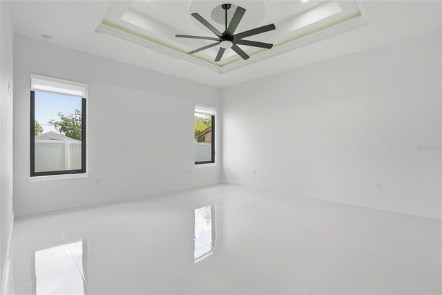 7013 N CLEARVIEW AVENUE, Tampa, FL 33614