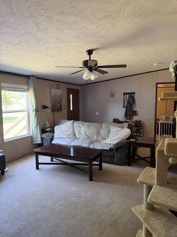 5838 Bell Rd, Cookeville, TN 38506