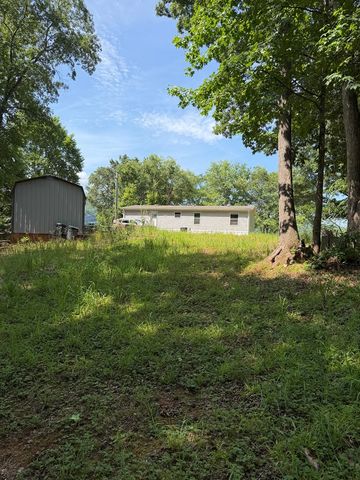 5838 Bell Rd, Cookeville, TN 38506