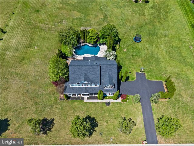 15 HUNTERS CHASE, Etters, PA 17319