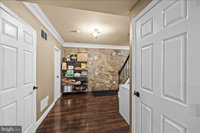 15 HUNTERS CHASE, Etters, PA 17319