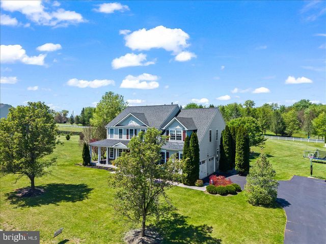 15 HUNTERS CHASE, Etters, PA 17319