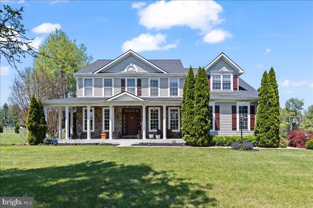 15 HUNTERS CHASE, Etters, PA 17319