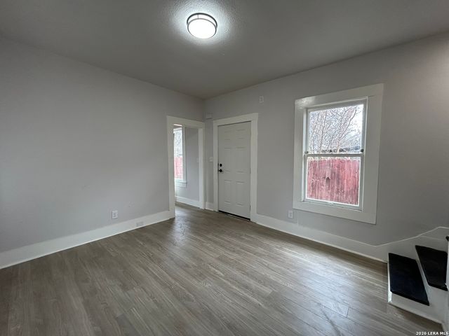 329 Hot Wells, San Antonio, TX 78223