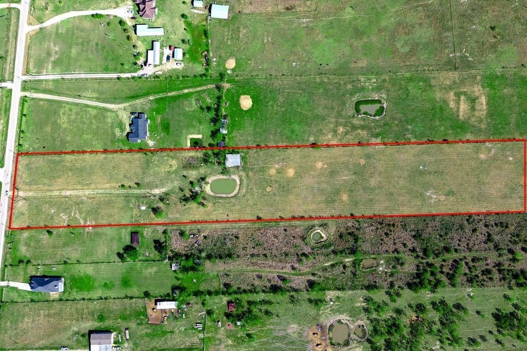 1686 County Road 615, Dayton, TX 77535