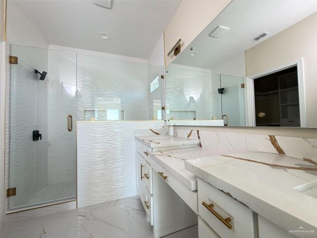 910 E 38th Street, San Juan, TX 78589