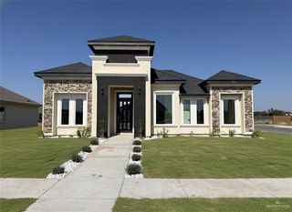 910 E 38th Street, San Juan, TX 78589