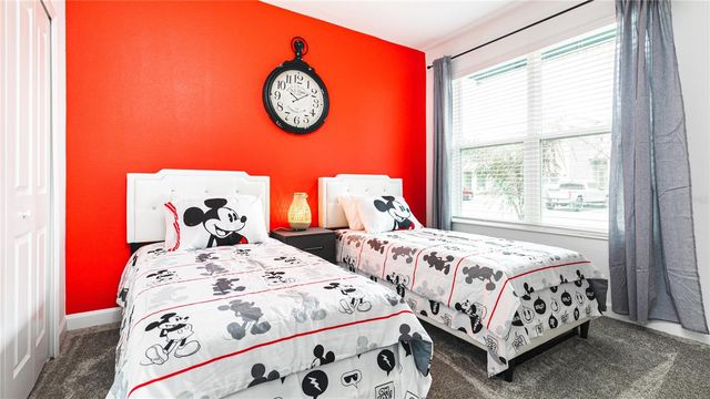 989 LEADER STREET, Davenport, FL 33896