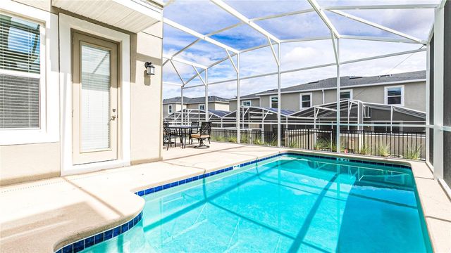 989 LEADER STREET, Davenport, FL 33896