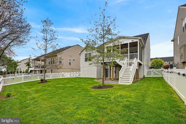 1925 WASHBURN CT, Frederick, MD 21702