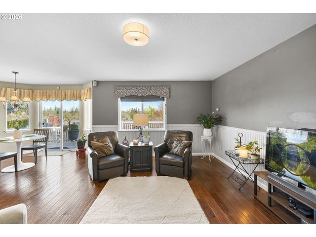 13755 Sw Liden Dr, Portland, OR 97223