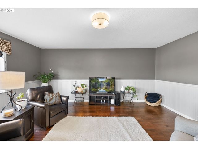 13755 Sw Liden Dr, Portland, OR 97223