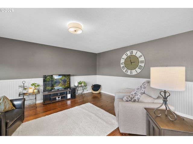 13755 Sw Liden Dr, Portland, OR 97223