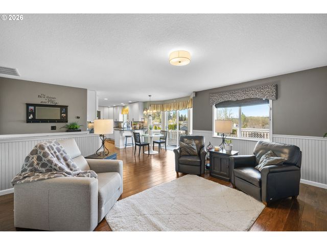 13755 Sw Liden Dr, Portland, OR 97223