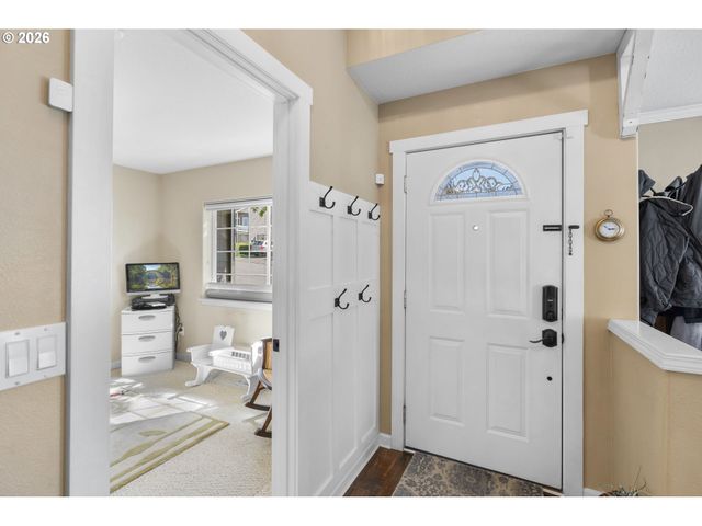 13755 Sw Liden Dr, Portland, OR 97223