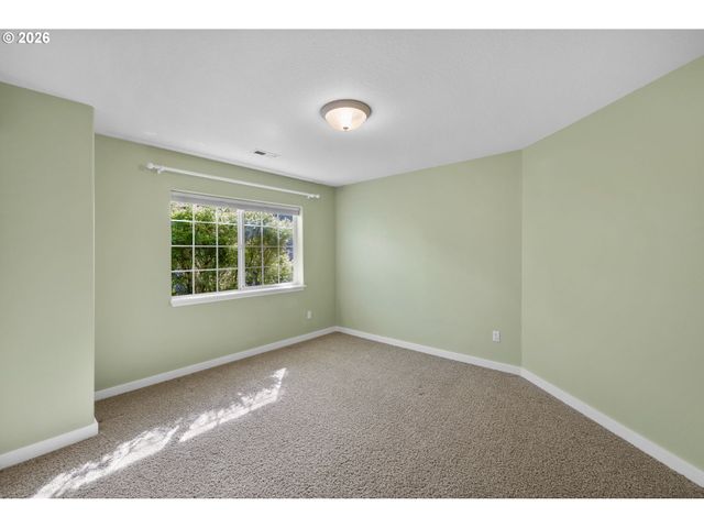 13755 Sw Liden Dr, Portland, OR 97223