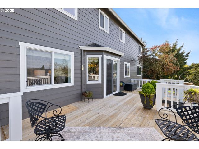 13755 Sw Liden Dr, Portland, OR 97223