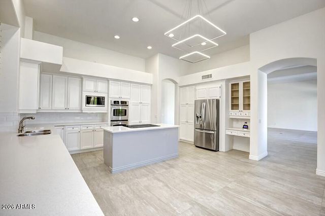 11934 E Sand Hills Road, Scottsdale, AZ 85255