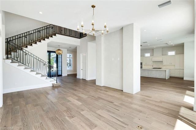 16716 Enclave CIR, Naples, FL 34110