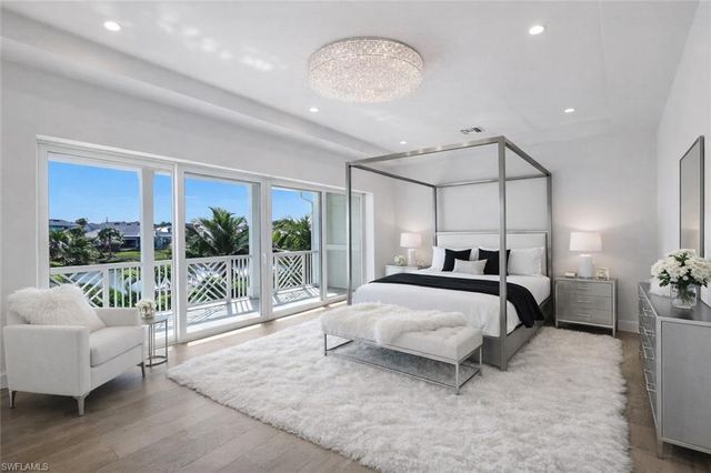 16716 Enclave CIR, Naples, FL 34110