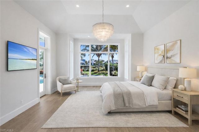 16716 Enclave CIR, Naples, FL 34110