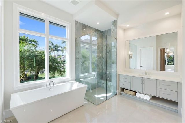 16716 Enclave CIR, Naples, FL 34110