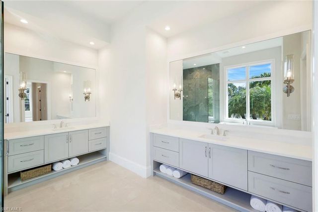 16716 Enclave CIR, Naples, FL 34110