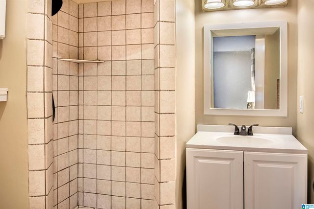 2909 MACALPINE CIRCLE, Birmingham, AL 35242